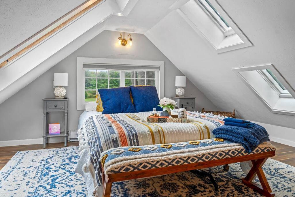 Charming Woodstock Skylight Retreat-10 Min To Loon Villa Exterior photo